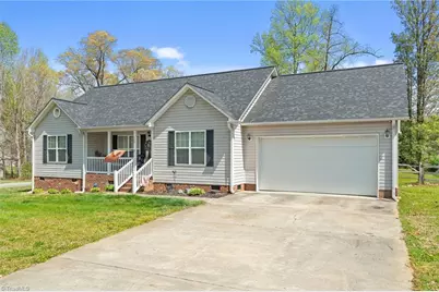 768 Nat Conrad Road, Lexington, NC 27292 - Photo 4