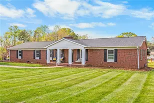 116 Asbury Dr, Kernersville, NC 27284 - Photo 2