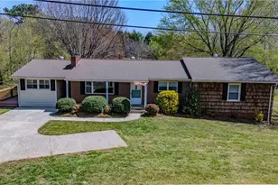 277 Simpson Mill Rd, Mount Airy, NC 27030 - Photo 2