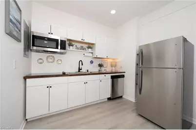 25 Brookline Street E, Winston-Salem, NC 27127 - Photo 6