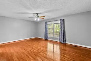 1116 Pinoak Rd, Greensboro, NC 27455 - Photo 22