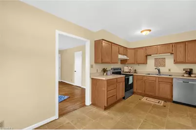 8140 Haw River Road, Kernersville, NC 27284 - Photo 12