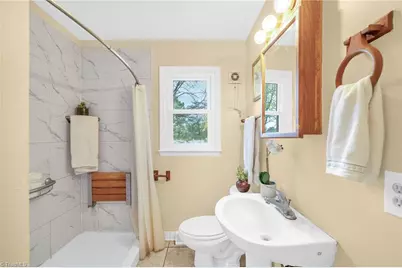 8140 Haw River Road, Kernersville, NC 27284 - Photo 20