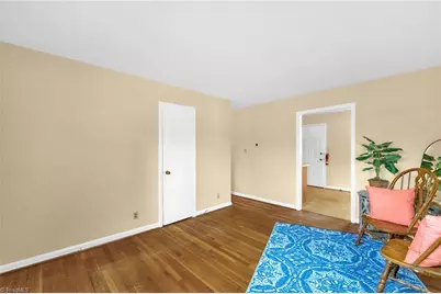 8140 Haw River Road, Kernersville, NC 27284 - Photo 8