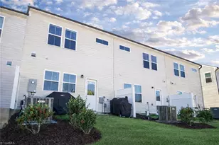 892 Falls Grove Trl Falls Grove Trail, High Point, NC 27265 - Photo 20