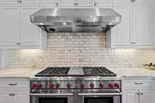 199 Country Club Dr, Greensboro, NC 27408 - Photo 12