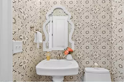 199 Country Club Drive, Greensboro, NC 27408 - Photo 20