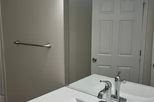 130 Renee Dr, Thomasville, NC 27360 - Photo 4