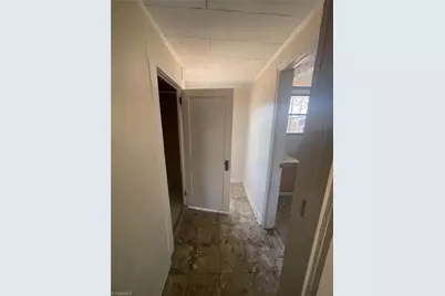 614 N Cameron Avenue, Winston-Salem, NC 27101 - Photo 8