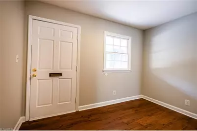 2890 Carriage Drive #B, Winston-Salem, NC 27106 - Photo 8