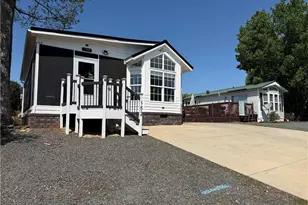 156 Marina Dr, New London, NC 28127 - Photo 6