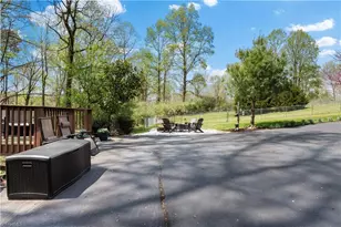 734 Oakland Dr, Elkin, NC 28621 - Photo 36