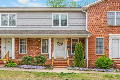 1007 Robin Hood Road #C, High Point, NC 27262 - Photo 2