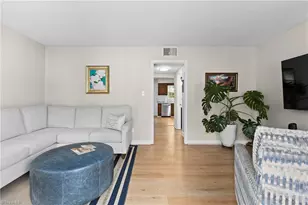 1007 Robin Hood Rd, High Point, NC 27262 - Photo 4