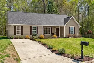 1809 Antler Ct, Greensboro, NC 27406 - Photo 2