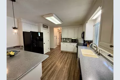 7352 Oak Bucket Road, Thomasville, NC 27360 - Photo 10