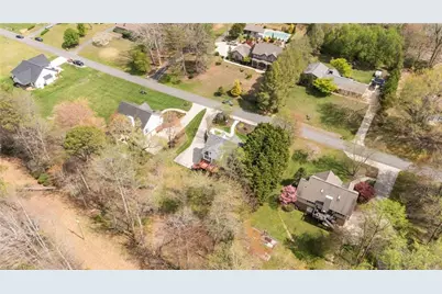 2057 Cynthia Drive, Mount Airy, NC 27030 - Photo 8