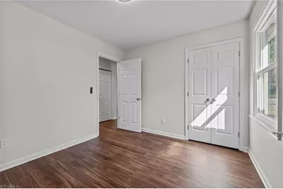 6727 River Hills Drive, Greensboro, NC 27410 - Photo 12