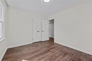 6727 River Hills Dr, Greensboro, NC 27410 - Photo 16