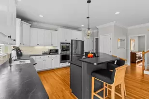 4801 Bluff Run Dr, Greensboro, NC 27455 - Photo 14