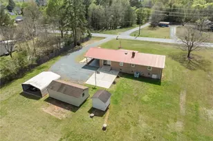 3132 Bellemont Mount Hermon Rd, Burlington, NC 27215 - Photo 6