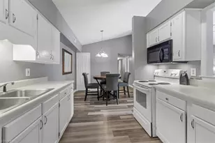 7117 W Friendly Ave, Greensboro, NC 27410 - Photo 10