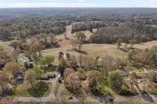 538 E Stadium Dr, Eden, NC 27288 - Photo 42