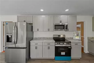 538 E Stadium Dr, Eden, NC 27288 - Photo 18