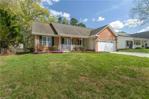 2477 Joshua Ln, Winston-Salem, NC 27127 - Photo 2