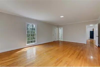 117 Willoughby Boulevard, Greensboro, NC 27408 - Photo 28