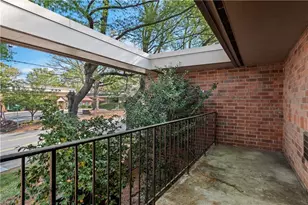 1739 S Hawthorne Rd, Winston-Salem, NC 27103 - Photo 20