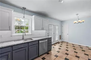 4542 Bottoms Rock Ln, Pfafftown, NC 27040 - Photo 10