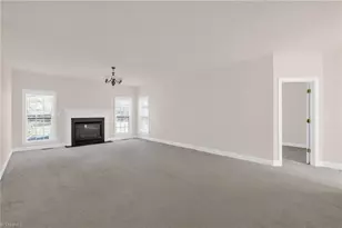 4273 Harbor Ridge Dr, Greensboro, NC 27406 - Photo 18