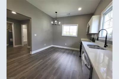 12 Forsyth Street, Thomasville, NC 27360 - Photo 12