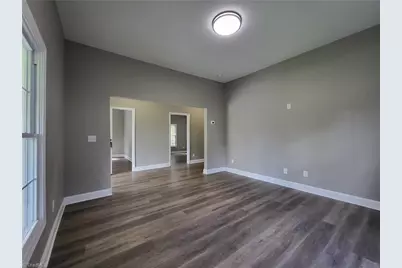 12 Forsyth Street, Thomasville, NC 27360 - Photo 14