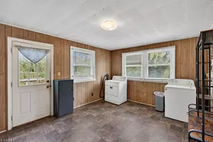 1319 S Old US Hwy 52, Pilot Mountain, NC 27041 - Photo 22