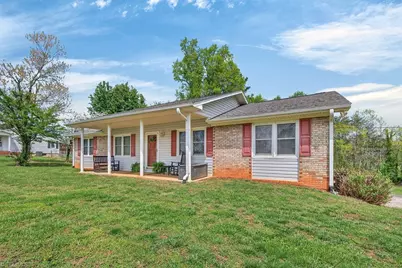 1319 S Old US Highway 52, Pilot Mountain, NC 27041 - Photo 28
