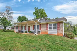 1319 S Old US Hwy 52, Pilot Mountain, NC 27041 - Photo 28