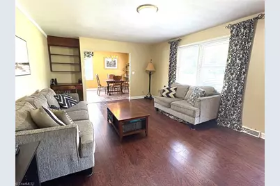 1319 S Old US Highway 52, Pilot Mountain, NC 27041 - Photo 2