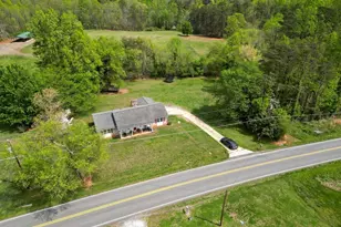 1319 S Old US Hwy 52, Pilot Mountain, NC 27041 - Photo 28
