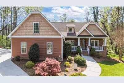 4921 Folkstone Court, Pfafftown, NC 27040 - Photo 2