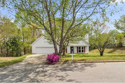 4002 Sourgum Court, Greensboro, NC 27410 - Photo 4