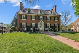 302 Cherry St, Mount Airy, NC 27030 - Photo 1