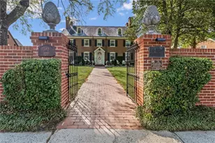 302 Cherry St, Mount Airy, NC 27030 - Photo 2