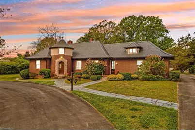 725 Mocksville Avenue, Salisbury, NC 28144 - Photo 2