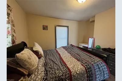 1211 W Florida Street, Greensboro, NC 27403 - Photo 32