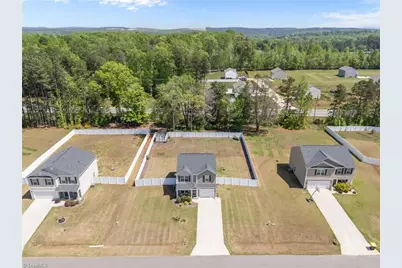 385 Olivia Court, Lexington, NC 27292 - Photo 4