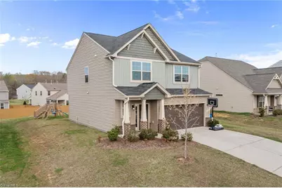 2524 Sunfield Drive, Graham, NC 27253 - Photo 2
