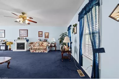 168 Forest Park Drive, Thomasville, NC 27360 - Photo 4