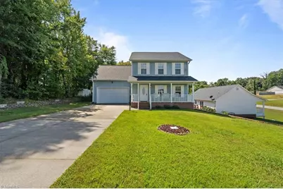 168 Forest Park Drive, Thomasville, NC 27360 - Photo 2